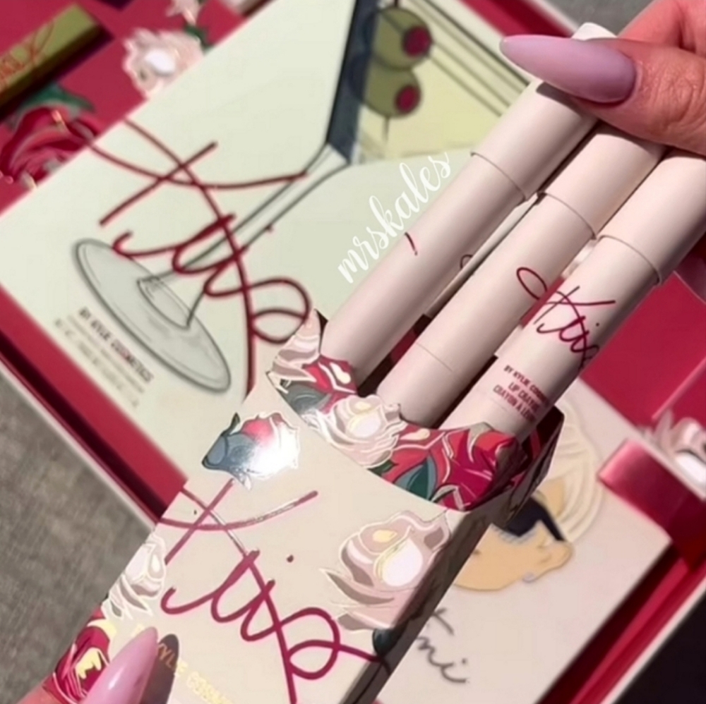 Kris Lip Crayon Set - Picture 5 of 16